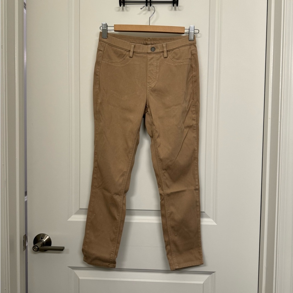 UNIQLO Cropped Legging Pants
